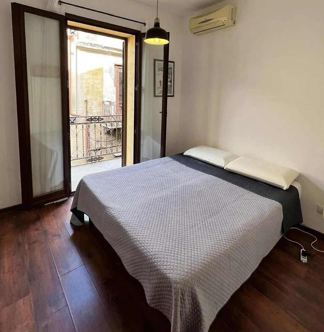 Spina Home Palermo Centro Storico Appartamento
